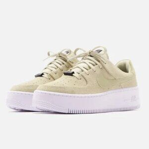 Nike Air Force 1 Sage Low